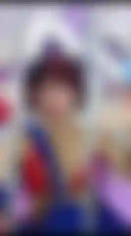 Gros gode dans la bouche.