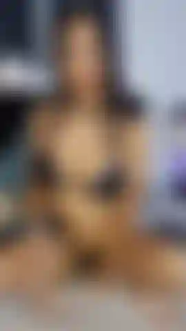 mMm MMMm Do you like latex, does this make me look very sexy?