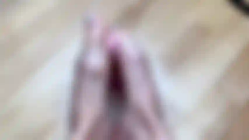 Travail des pieds ; fétichisme des pieds.