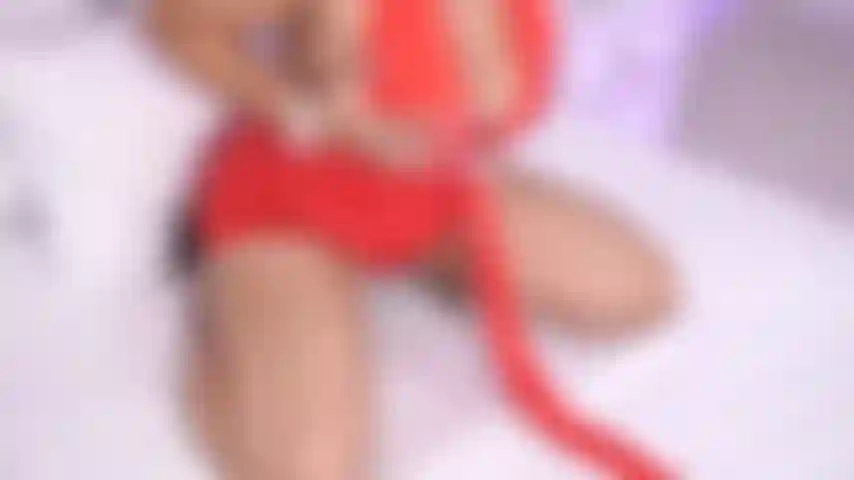 Femme mature et sexy avec de gros seins.