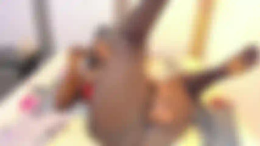 Une bite délicieuse et une pipe.