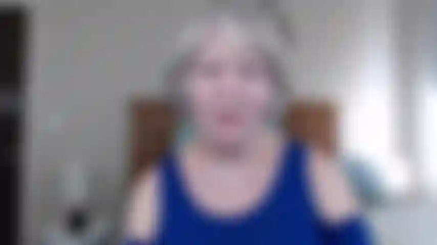 Compte à rebours stroking_to_stepmoms_face_cum.