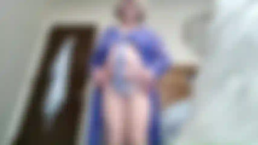 Around_the_world_tour_of_my_natural_body_with_closeups.