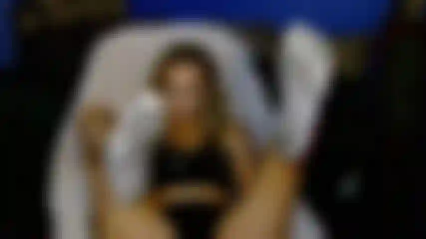 J'adore mes semelles parfaites dans mes chaussettes puantes.