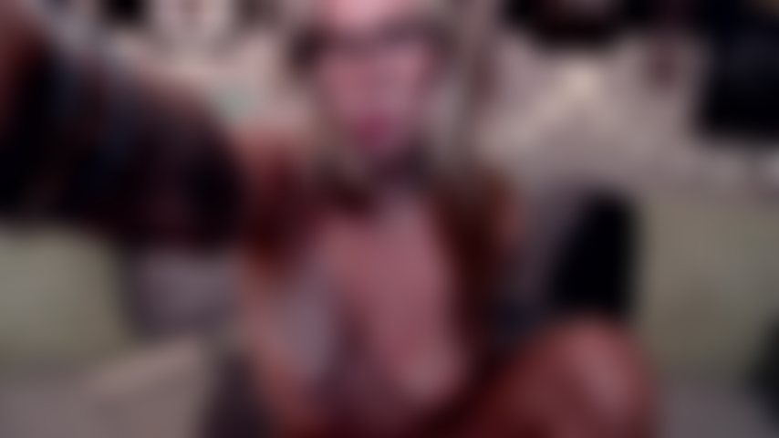 Je parle sale et je gicle encore et encore pour toi !!