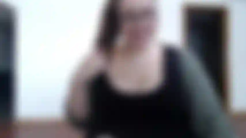 Nouveau jeu pour mes esclaves aux seins.