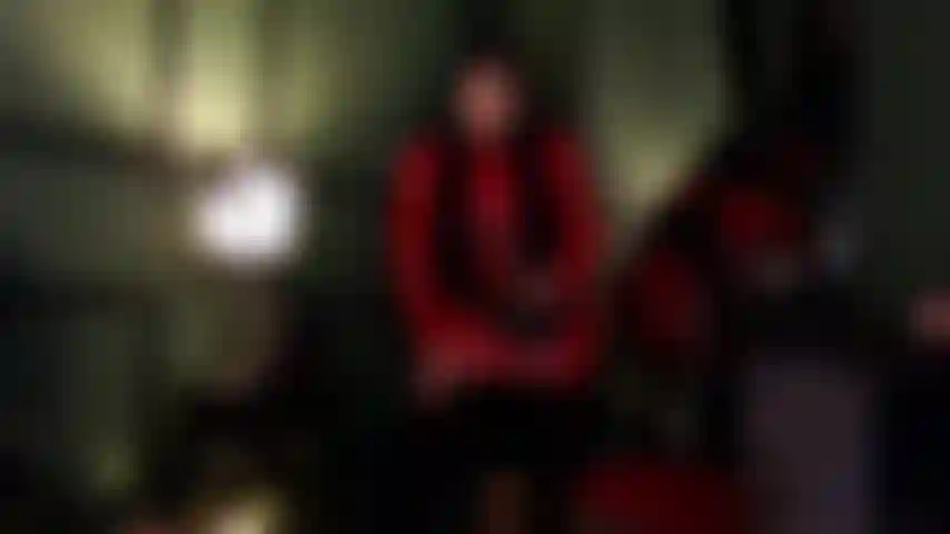 Hé salope, qu'est-ce que tu attends, rampe sur tes genoux et prépare ton cul à être baisé et utilisé, je le ferai sans pitié et je ne m'arrêterai pas, prêt alors ????????