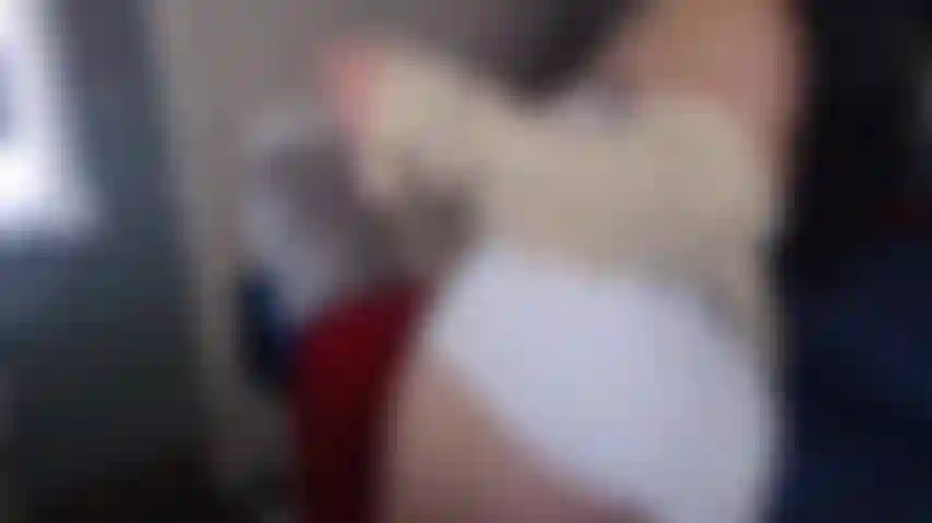 Juste une allumeuse.