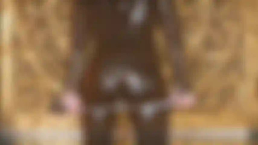 Es-tu soumise ? Je suis ici pour t'aider à devenir un bon garçon esclave. Dis-moi tes fétiches, je suis prête à te baiser et à te faire mienne.