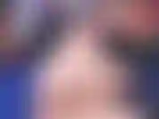 Je joue avec ma petite chatte serrée jusqu'à ce que tu me laisses enfin jouir.