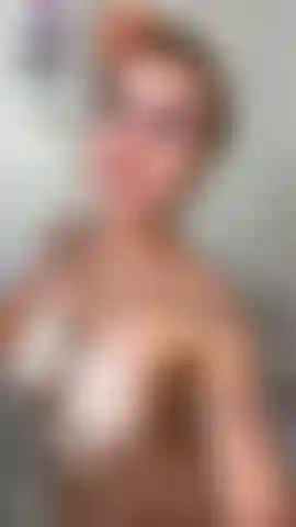 Im covered in cream watch me tease;)