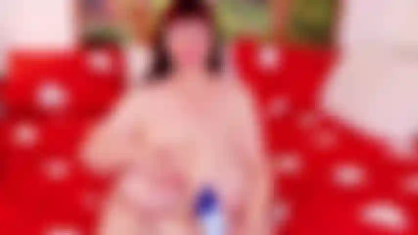 Oil my huge tits and massage them