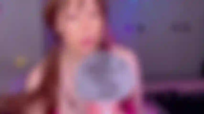 La bouche sexy asmr sonne.