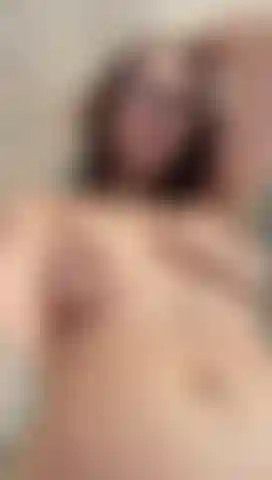 Je te chevauche jusqu'à ce que nous jouissions // pov.