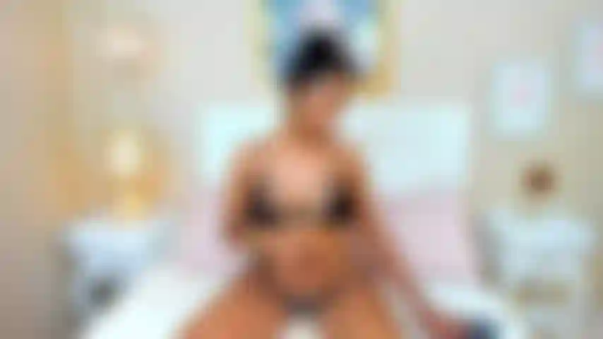 Je me doigte le cul.