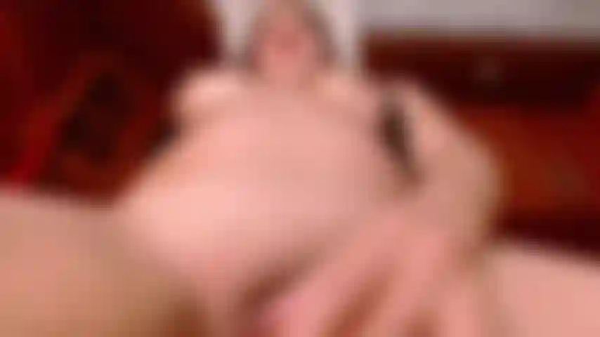 Ma chatte dans ton visage, baise-moi.