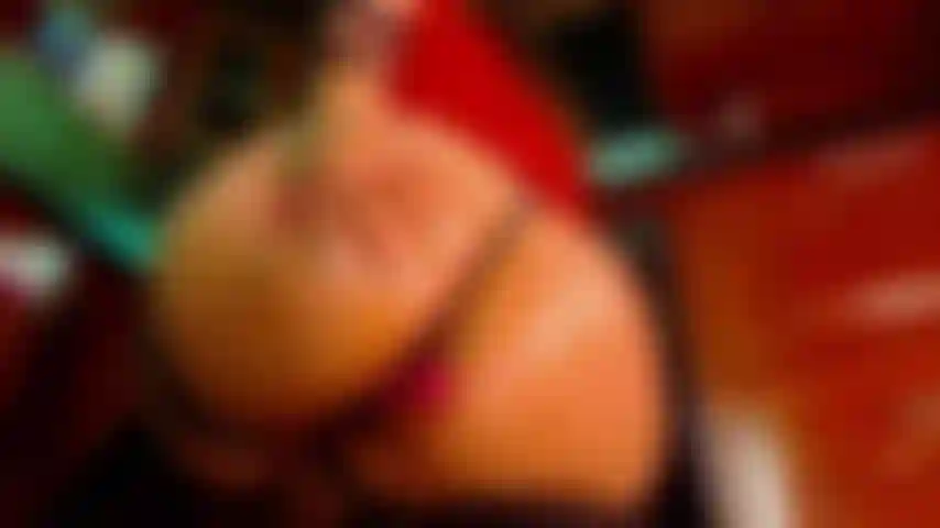 Mon cul serré pour toi.