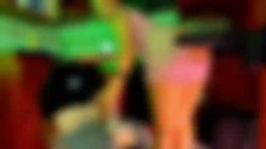 Des caresses et une bonne pipe ?