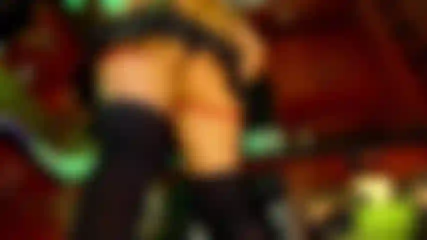 Je t'aime fort, jupe nuit.