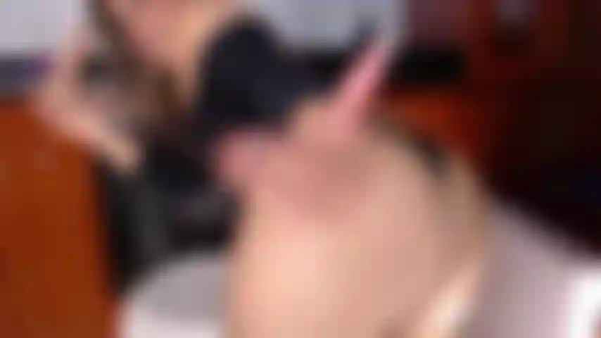 Je baise en levrette.