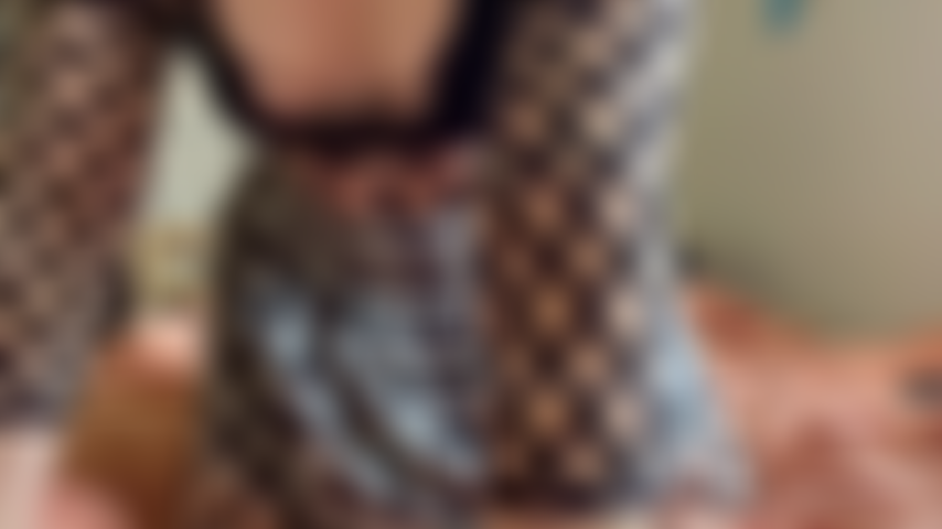 Twerking, body stocking | alt girl twerks en bas de corps.