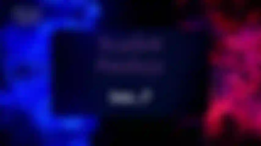 Je joue avec des glaçons... Je dégouline dans mon cul et ma chatte pov.