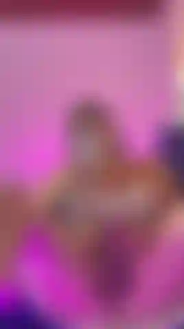 I rub the cock in my pussy