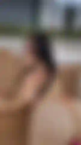 bouncing my ass for you