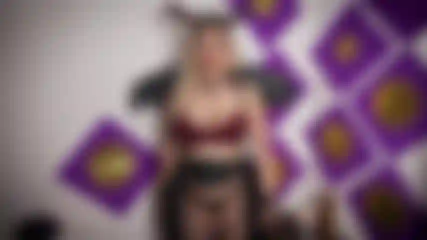 🎬The Poisoned Succubus Queen🎬 Me, the arrogant Succubus Queen, thought I could easily seduce the rebellious Demon Lord when he came crawling to my chambers. I put on a breathless show for him, shaking my juicy ass, flaunting my heavy royal tits, teasing him with nice promises. I was so confident in my dark seduction succubus magic that I dropped to my knees, greedily sucking his thick demon dick and swallowing every single drop of his massive warm load💦 But the joke was on me: he was completely immune to my magic, and his cum was pure, lethal poison😲 I eagerly drank his toxic venom, and now I can feel that spreading through my veins, making my perfect goddess body weak... Desperate to survive, I drop on all fours, begging for the antidote, offering to become his personal breeding slave, his obedient slut forever, and his permanent cum dump🙏 He doesn't care about my royal status; he just claims his prize, fucking me ruthlessly while I plead with him to pull out his cock before he ruins me. But instead of saving me, he pumps a second, massive dose of poisoned seed deep inside my pussy, sealing my tragic fate.***Succubus, Roleplay, Cosplay, POV, Blowjob, Squirting dildo facial/cum in mouth, missionary fuck, Cum in pussy, begging, femdom then submission***