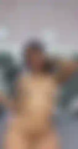 Mes petits seins pour toi.