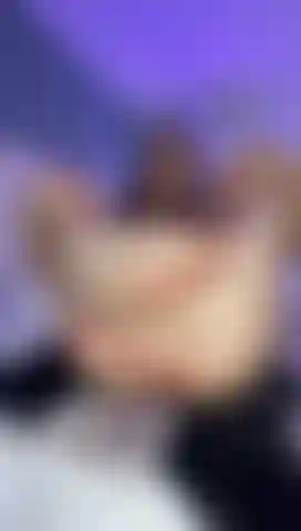 Tu aimes mes pieds ? Baise-les et baise-moi.