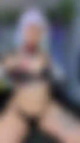 _ Needs_new_cyberwear.