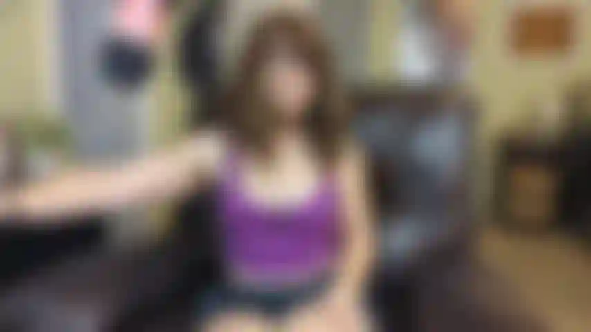 Linzy19 spectacle de trous du cul!