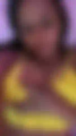 Sens mon corps plein de plaisir et ton lait.