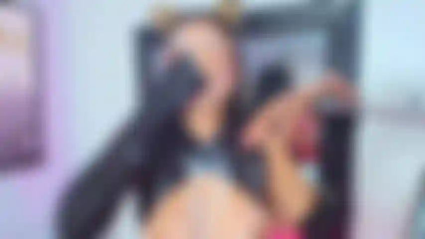 Beaucoup de sperme sur mon visage.