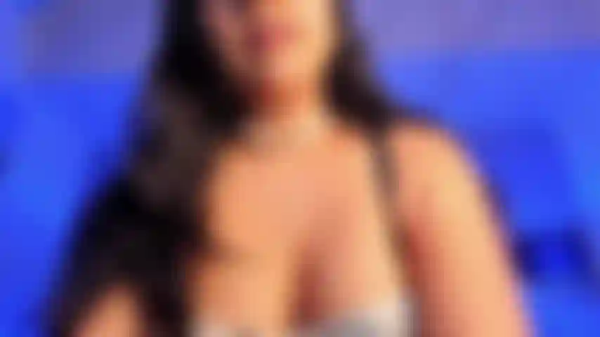 Je gicle et je lèche mon giclée.