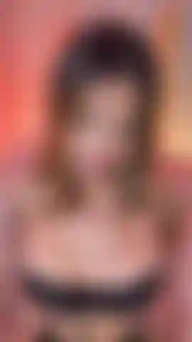 Profite avec moi, pendant que je suis une mauvaise fille.