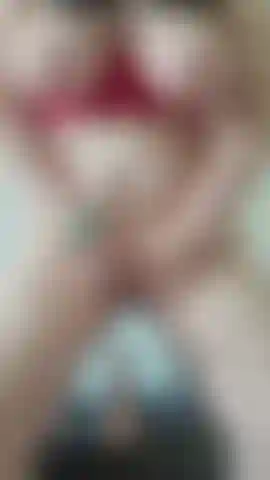 Je monte un jouet mmm.