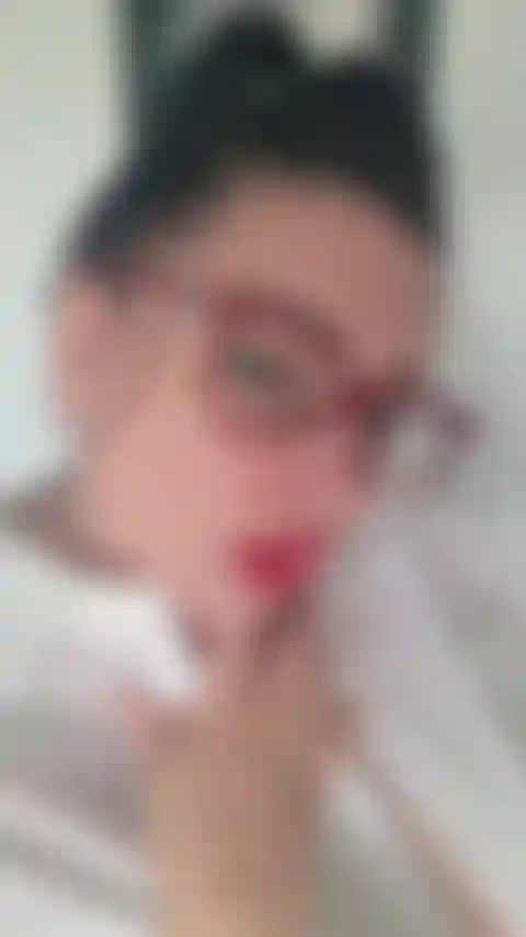 Secrétaire aux gros seins.