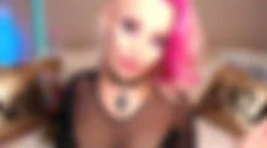 50. Vapotage lent sur ta bite, bj bâclé, contact visuel, bouche mouillée, attention personnelle.