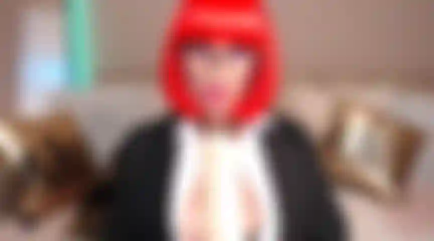 77. Gorge profonde extrême super rapide et douche de sperme !!!