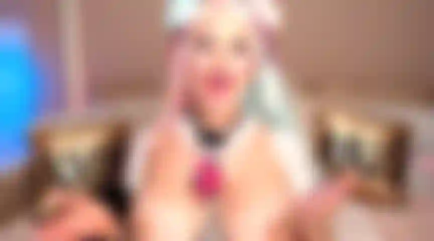 53. Douche de sperme rapide, double bukkake facial en tenue d'écolière.