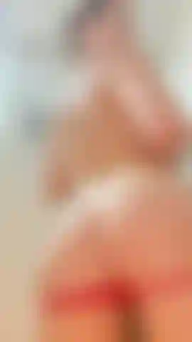 A little tease with my ass