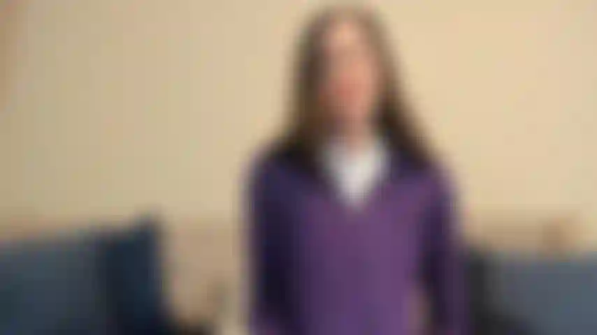 Mon souhait d'avoir de gros seins - j'ai des bonnets, déprimée après avoir acheté un soutien-gorge, je m'arrête chez une voyante qui me donne des bonbons magiques... Est-ce qu'ils fonctionnent ? Aurai-je toujours une tasse ?