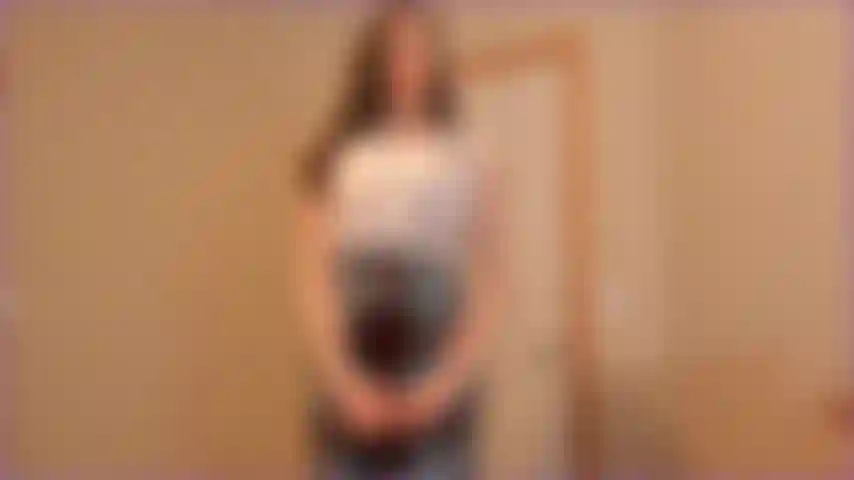 Éducation sexuelle 101 - j'enseigne des cours sur l'éducation sexuelle et les préservatifs. Après le cours, vous me demandez de vous montrer comment mettre un préservatif... Quel beau pénis ! Une chose en entraîne une autre ;).