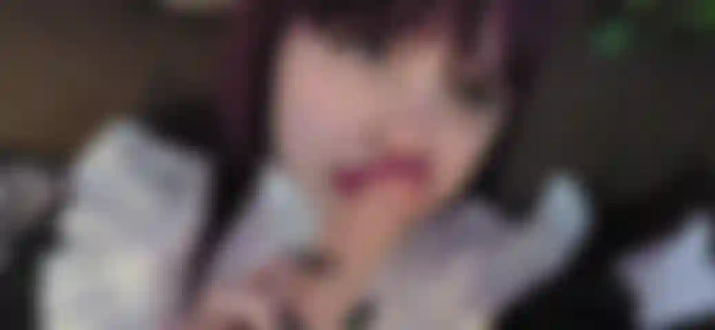 Cosplay de succube et la pipe la plus torride et la plus baveuse dans cette tenue—si tu fantasmes sur des choses peu conventionnelles tout comme moi😈.