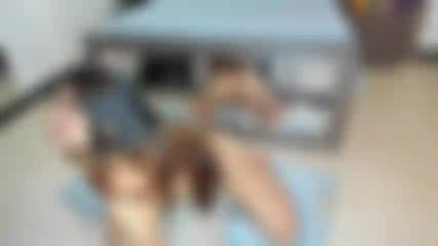 Ride_dildo_in_mirror.