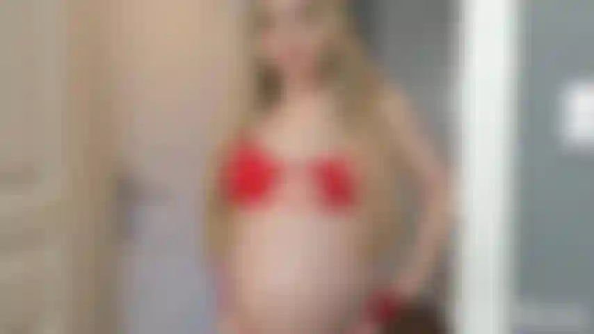 Elle ne croit pas qu'elle soit enceinte - enceinte de 34 semaines.