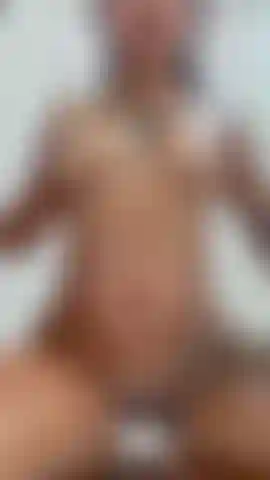 Watch how I squeeze my tits while I spread my