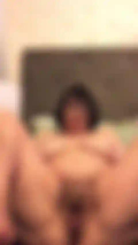 Je me suis réveillée excitée comme l'enfer ! J'ai dû jouir !